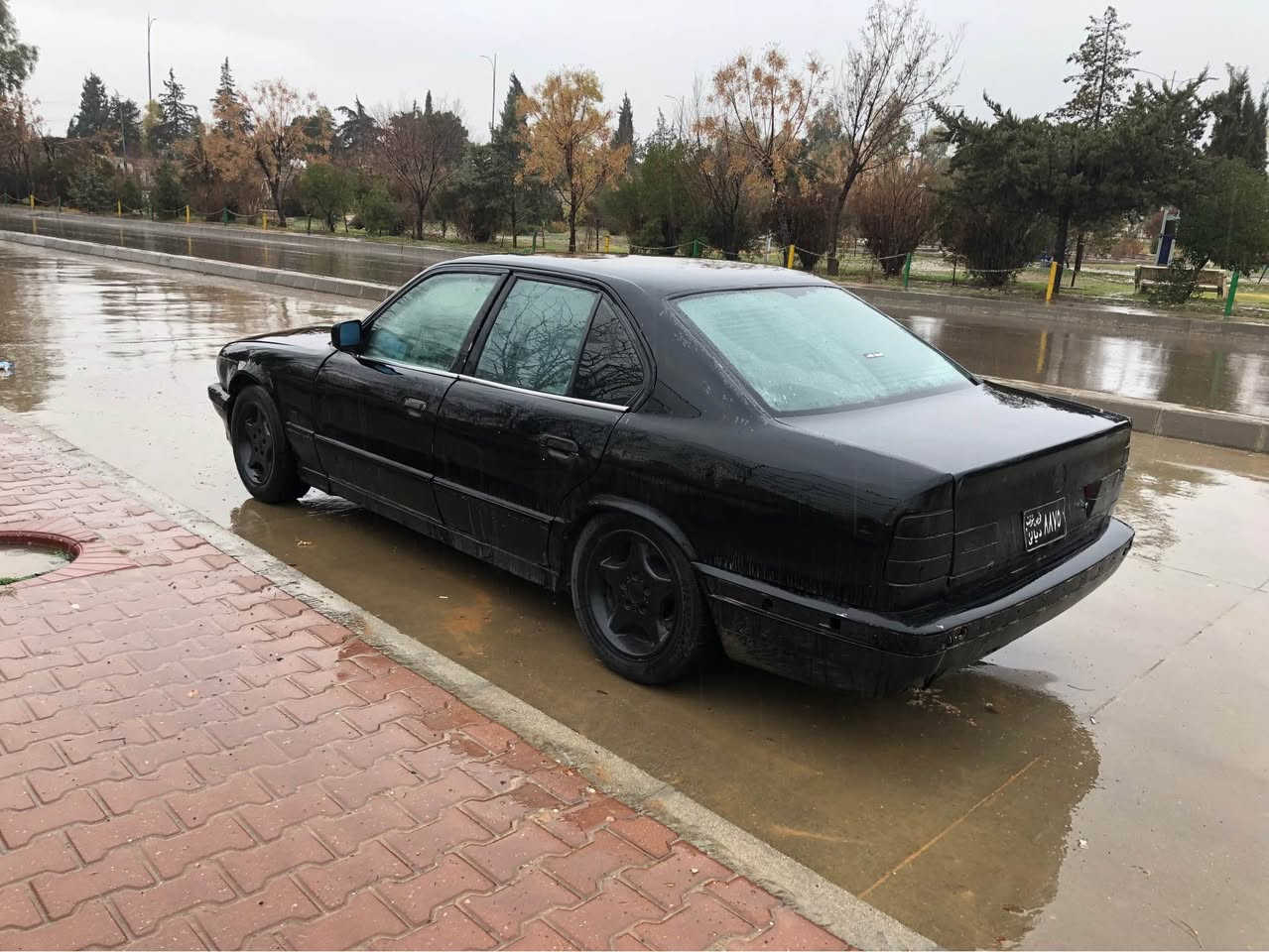 بسم اللە  
 فرۆشتن و  گۆڕینۆ   520i      علوجە   مۆدیل ١٩٩٢ بە شەرتی  مالی مەدەنی مەکینە  کەبس  گیڕ عادی  فول عادیە     ڕەشی  قەتران  دەعمی  قورسی نیە  وەرگەراو نیە سەیارەکە    زۆر   ریک و  پیکە   مەکینە  و گیر  و موسو  بڕاوە و ئەکسل   بە شەرتی  فیتەر  

 لە  سلیمانیم   مەمنونم  ئە گەر مشتەری نیت   سەرمان  مەیەشینە    
 قیست و قەرز و مدەم نیە   ***********  وەتس ئەپی  لەسەرە السليمانية, العراق
