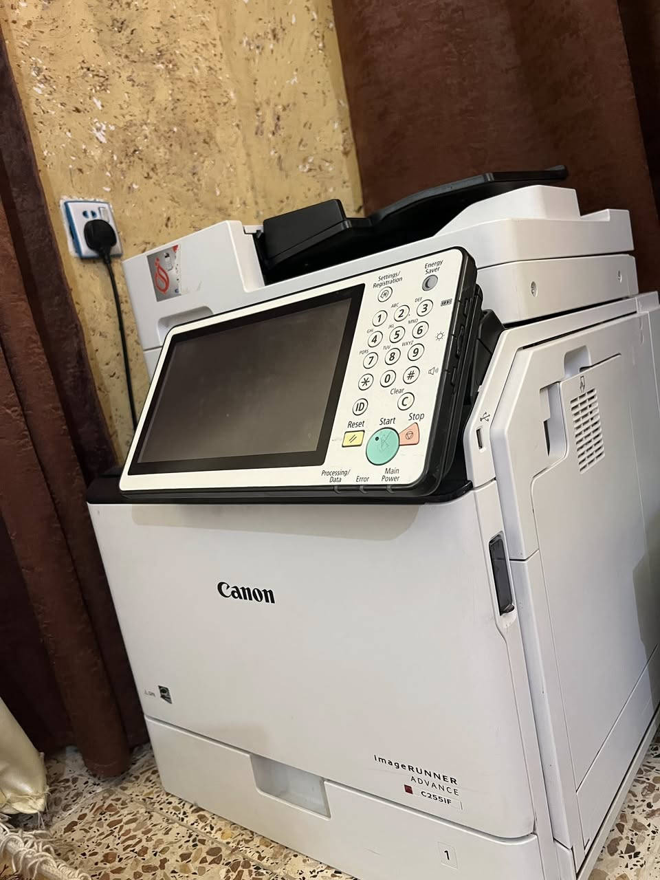 Canon C255
💥مزوده بنظام الواي فاي 💥

الطباعة مباشرة من  التلفون 📲 والحاسبة 

 مواصفات الجهاز 

💢جهاز استنساخ مناسب للمكاتب والشركات 💢

◾ طباعه استنساخ سكنر 

▪️ طباعه ملون وعادي 🎨 

▪️ ٢٥ نسخه بالدقيقه 

◾واي فاي - الهاتف - لابتوب 💻

▪️ ربط حاسبه usb🔌

▪️حبر باودر ميجف 

◾ فيدر دبل سكان يعني النسخه يقراها وجهين 

▪️ شاشه اي باد حديثه

▪️ جهاز منضدي وخفيف الوزن 

الجهاز مستعمل استعمال شخصي 

نظافة عالية كما موضح في الصور

السعر = 325 عنواني بغداد

للتواصل على واتساب - ***********
