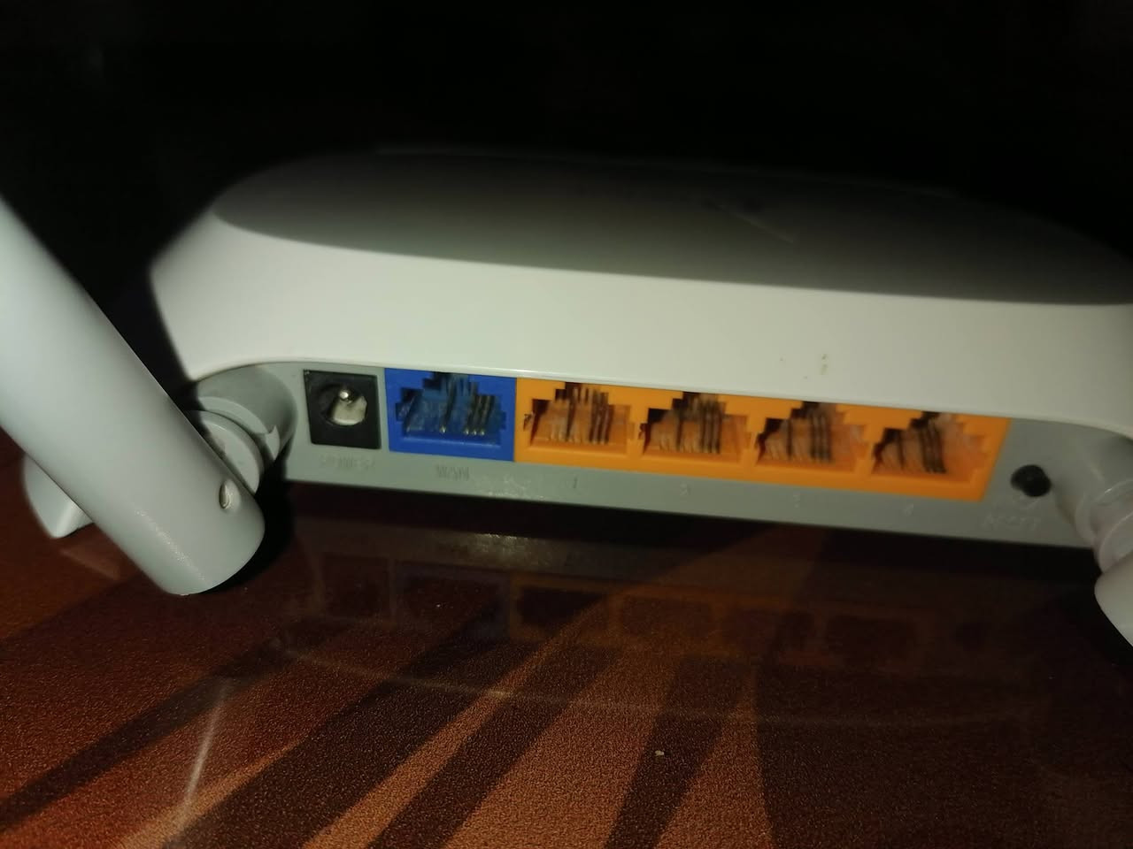 جهاز راوتر..  مستخدم بس جديد وشغال..  ب 20 الف


**إذا كنت صاحب هذا الإعلان وتريد حذفه لأي سبب، رجاءا أرسل رسالة إلى الدعم الفني**