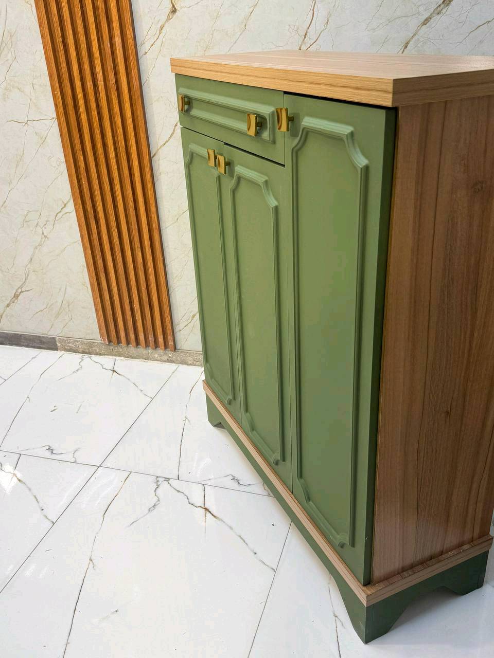 جزامة  ايراني 

السعر 130 الف





توصيل داخل بغداد  5 
جميع  المحافظات 10 الف 🚚🚛