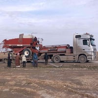 لودرنقل كافة الآليات الزراعيه و الإنشائية للتواصل على الأرقام التالية ...