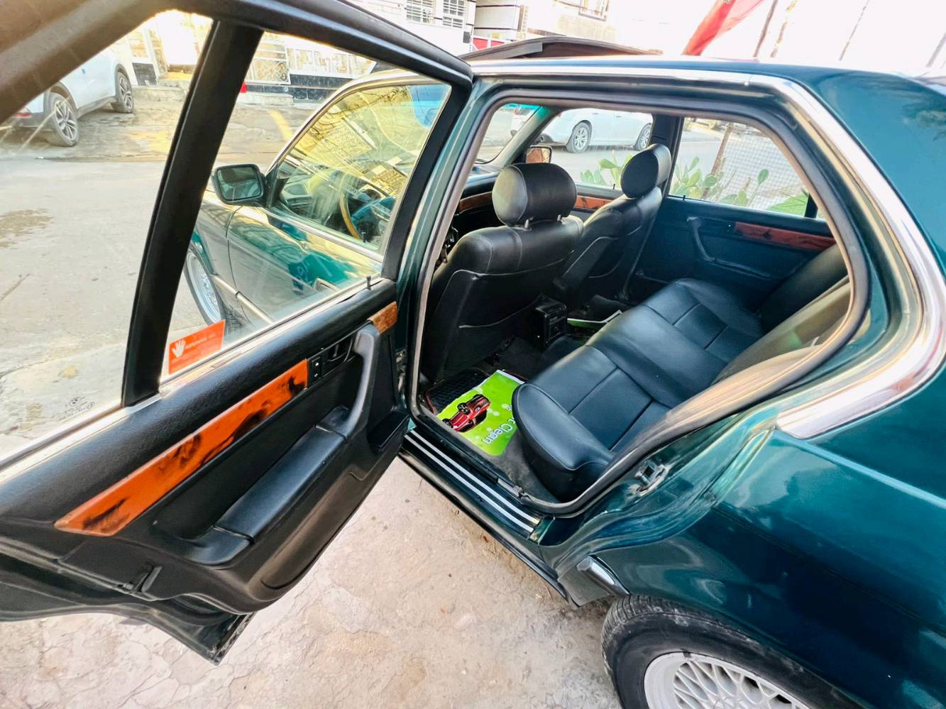 مكلف بل نشر بي ام 735 موديل 91رقم انبار مشروع وطني تحويل ثاني يوم سياره بدون ضربه صبغ عام السعر 55 وبيه مجال رقم صاحب السياره ***********