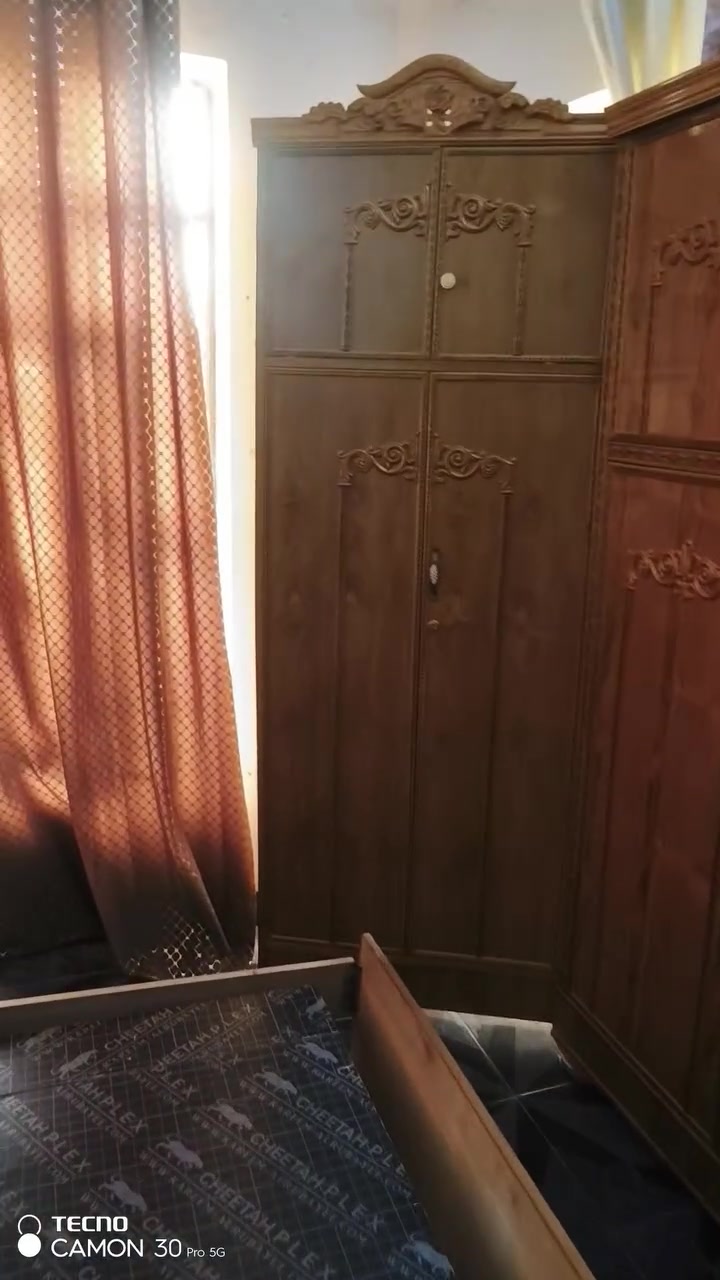 البيع بغداد مدينه الصدر الشراي بي خير اليدلل هاذا رقمي 
‏‪***********‬‏
