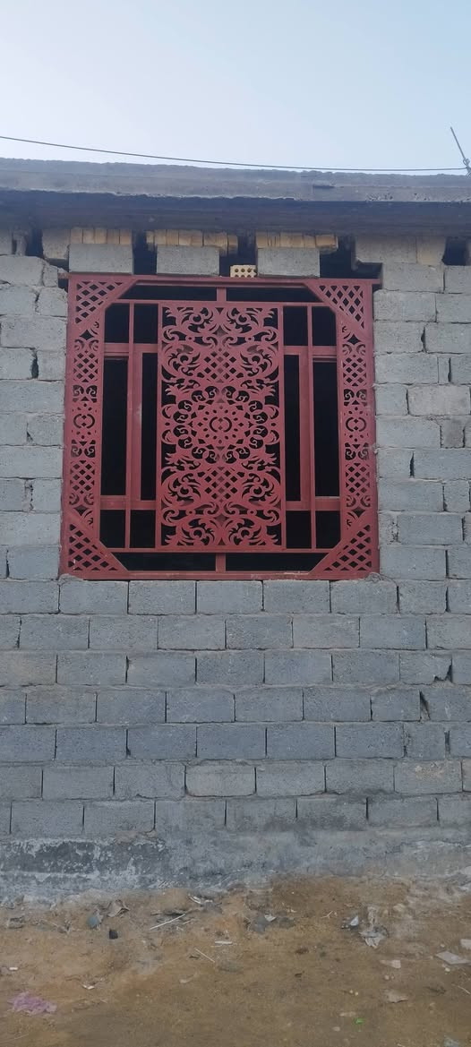 بيت 50 متر شارع مال الحسينيه شارع مال الصباغ بنهايته بغرفه وصاله وحمام ومطبخ داخلة 600 بلوكة مال بناء  للاستفسار الاتصال على الرقم ‏‪0788 736 8999‬‏
