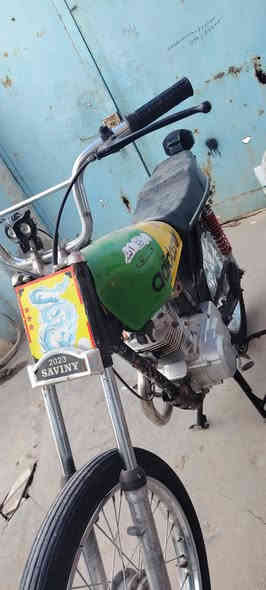 سلام عليكم شلونك شباب دراجه للبيع مكفوله من مكينه وشاصي الدراجه كلك الدراجه مال جنااي اكفلكياه من السرقه اسويلك كاتبه شارع رقم الهاتف *********** متواجد واتساب
