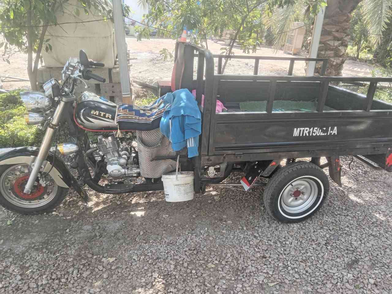 السلام عليكم شباب ستوته للبيع موديل 19 رقم انكليزىي ***********
