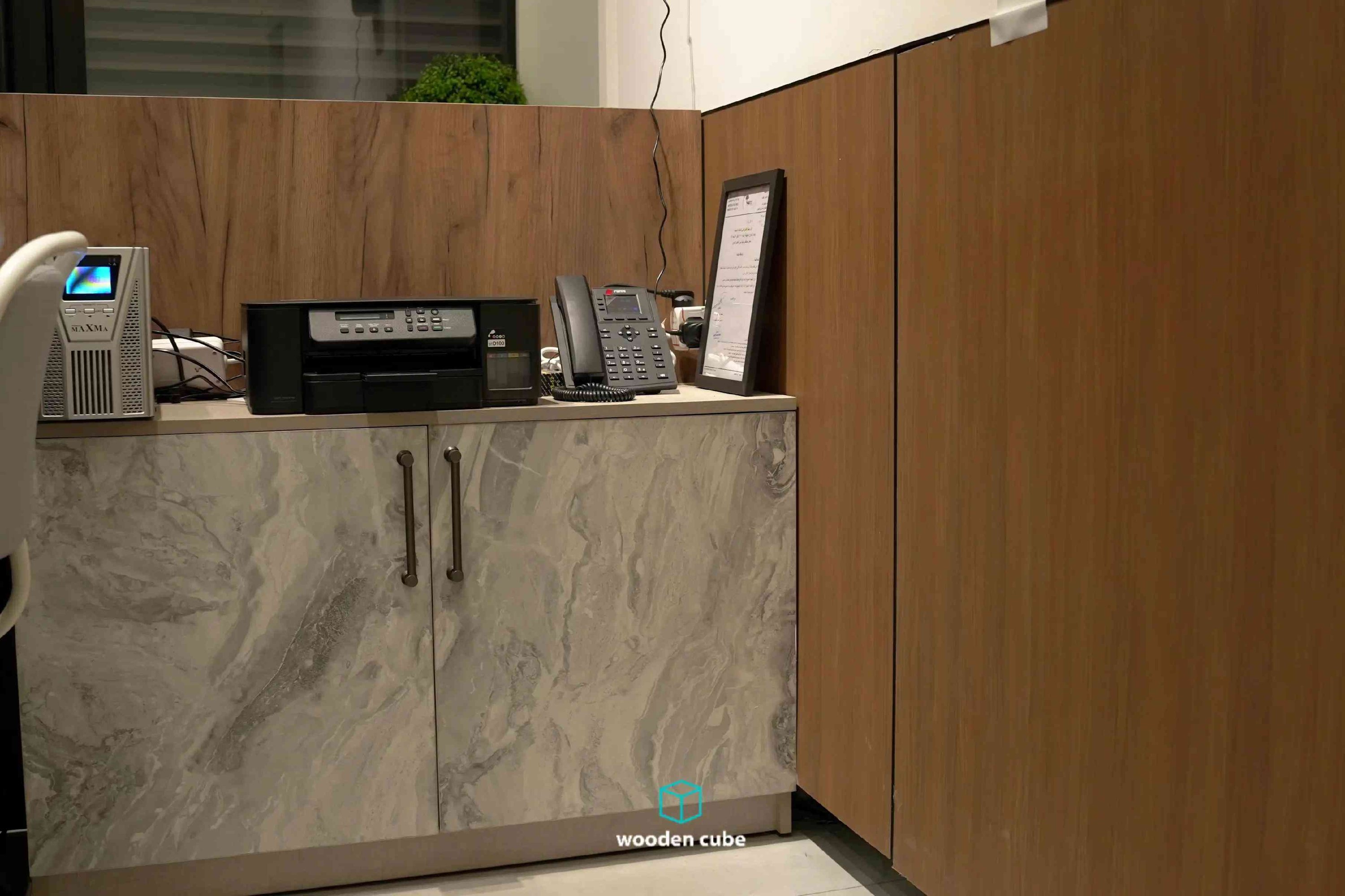 نعود من جديد في احد المجمعات الطبية في الحارثية... كاونتر رسبتشن في مختبر طبي 🏥💉 تصميم عصري مع الالوان الجذابة اكيد تعطي روعة في التنفيذ   صمم الكاونتر من اجود انواع الاخشاب الاسبانية 🇪🇦 للأستفسار ☎️ *********** زورونا في موقع العرض 📍 بغداد-نفق الشرطة -مقابل السفاره الفلسطينيه  #capcut #مختبرات_طبية #خشب #بغداد 
