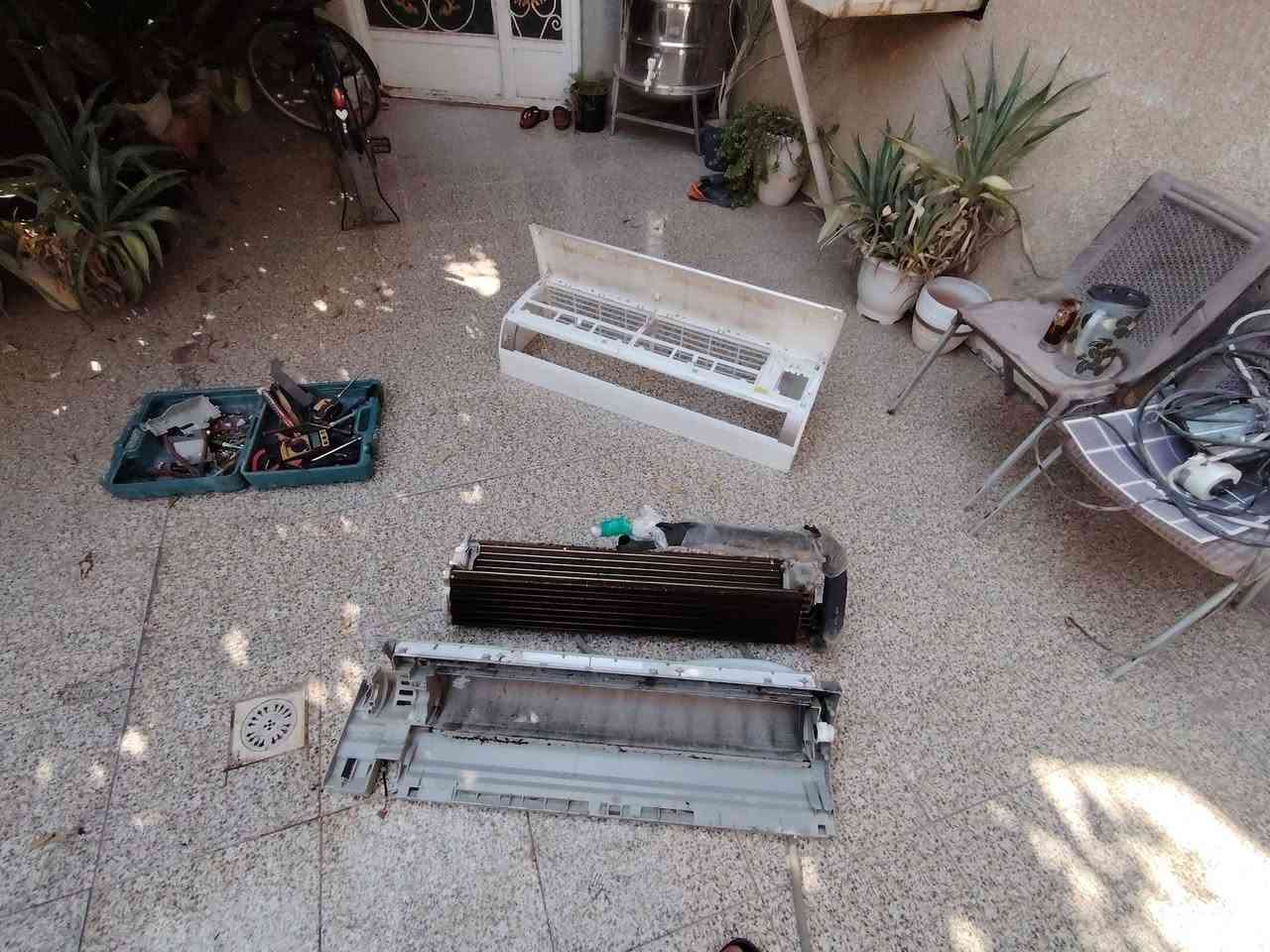 يالله يا زاق يعلن ورشة حسين للتبريد #تنصيبالسبالت
#شحن@غاز وبسعار تنافسيه والرزق على الرزاق
كافة اقضيه بعقوبة الخالص هبهب #المفرق #حي الرافدين
#دور الزراعه #الهاشميه #الحديد #ام العضام  & #بهرز #
#&#التحرير #شفته كافه أنحاء المدينه وبأسعار تنافسيه &
هاذه رقمي وخابرني واني بالخدمه شغل يرضي الله ثم يرضيك ***********
