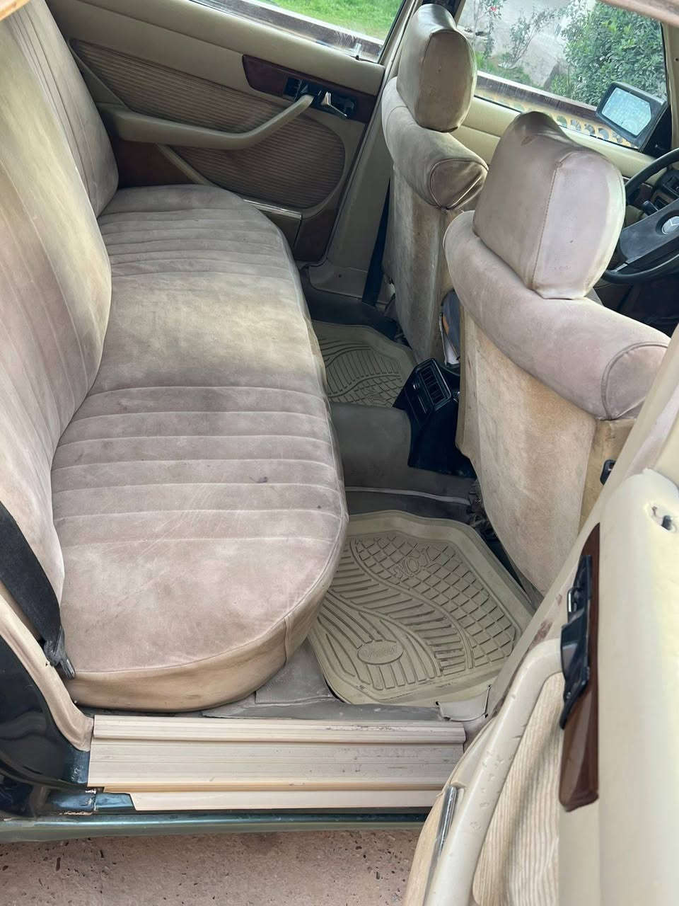 مارسدس موديل 87 مكفولة من ضربة صبغ الجمالية سعر45 وبيهة مجال /***********
