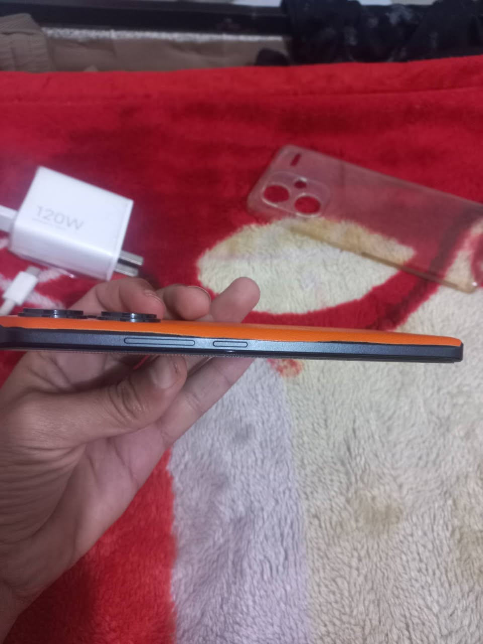 جهاز ريدمي نوت 13 برو بلس
نضافه الجهاز ١٠٠ % البطاريه 5000 الشحن 120 يعني بنص ساعه يفول شحن من صفر الئ 100 

ذاكره الجهاز 512 العشوائيه 12+12 

السعر 325 وبي مجال حگ الجيه مكاني نجف الحيدريه خان النص قرب المستشفئ مع كامل الملحقات


**إذا كنت صاحب هذا الإعلان وتريد حذفه لأي سبب، رجاءا أرسل رسالة إلى الدعم الفني**