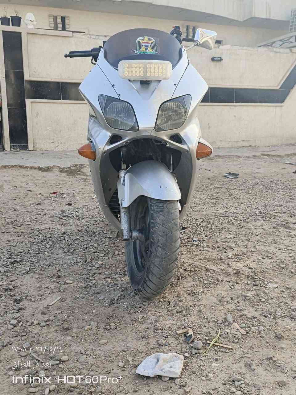 السلام عليكم  دراجه فورزة 06 للبيع كهربائياتها كلها شغاله (مجفته) السعر 450 عنواني بغداد الزعفرانيه واتساب موجود *********** وخاص هم موجود
