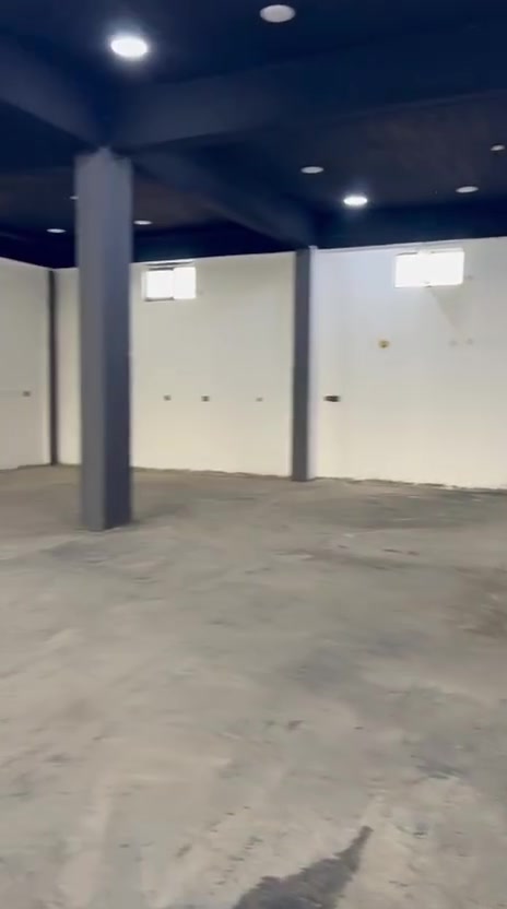 بناية للايجار 
طابق ثاني جاهزة مساحة البناية 300 متر 
الموقع الحديد  المدخل الاول شارع السايدين
البناية جاهزة درج خارجي  لاصحاب المشاريع 
الجديدة ..
للاستفسار الاتصال على الرقم فقط 

‭ ‭ ‭0771 353 9563‬

