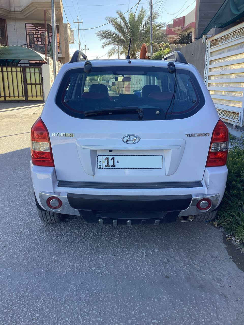 السلام عليكم
للبيع توسان خليجي ٢٠٠٩ رقم بغداد 
السونار موجود مع الصور 
السعر ١١٥ ورقه وبيه مجال قليل 
للاستفسار رقم ***********
