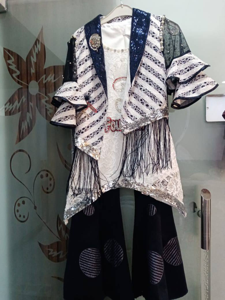 ملابس محير  كلش نظيفات سعر اي صوره ب١٥


**إذا كنت صاحب هذا الإعلان وتريد حذفه لأي سبب، رجاءا أرسل رسالة إلى الدعم الفني**