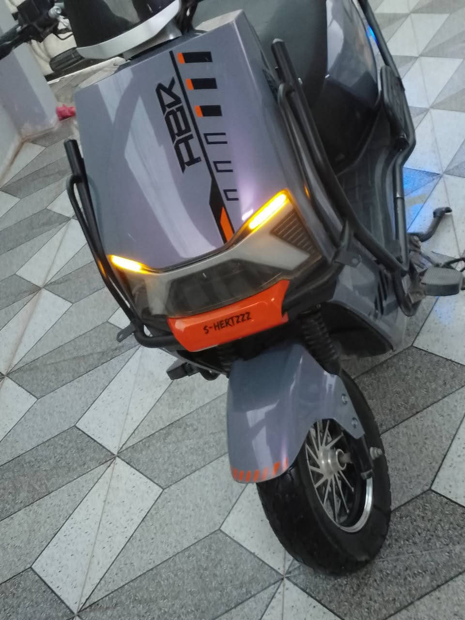 ماطور ABRشحن للبيع السعر 550 وبي مجال مستعجل على بيعتو


**إذا كنت صاحب هذا الإعلان وتريد حذفه لأي سبب، رجاءا أرسل رسالة إلى الدعم الفني**