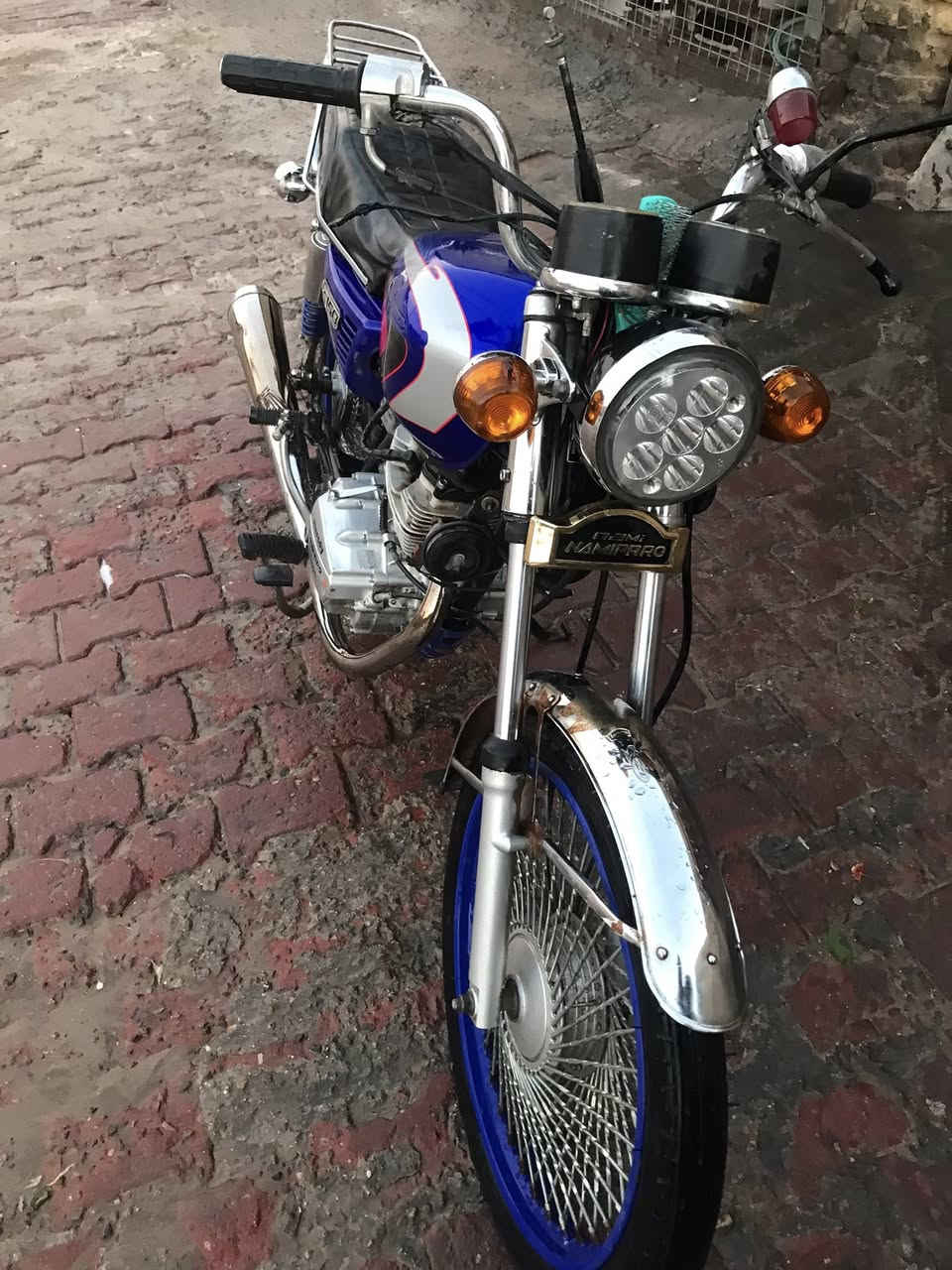 نامه برو موديل 21 اصولي  السعر 800وبيه مجال بسيط مكانها نجف رقم صاحب الدراجه ***********
