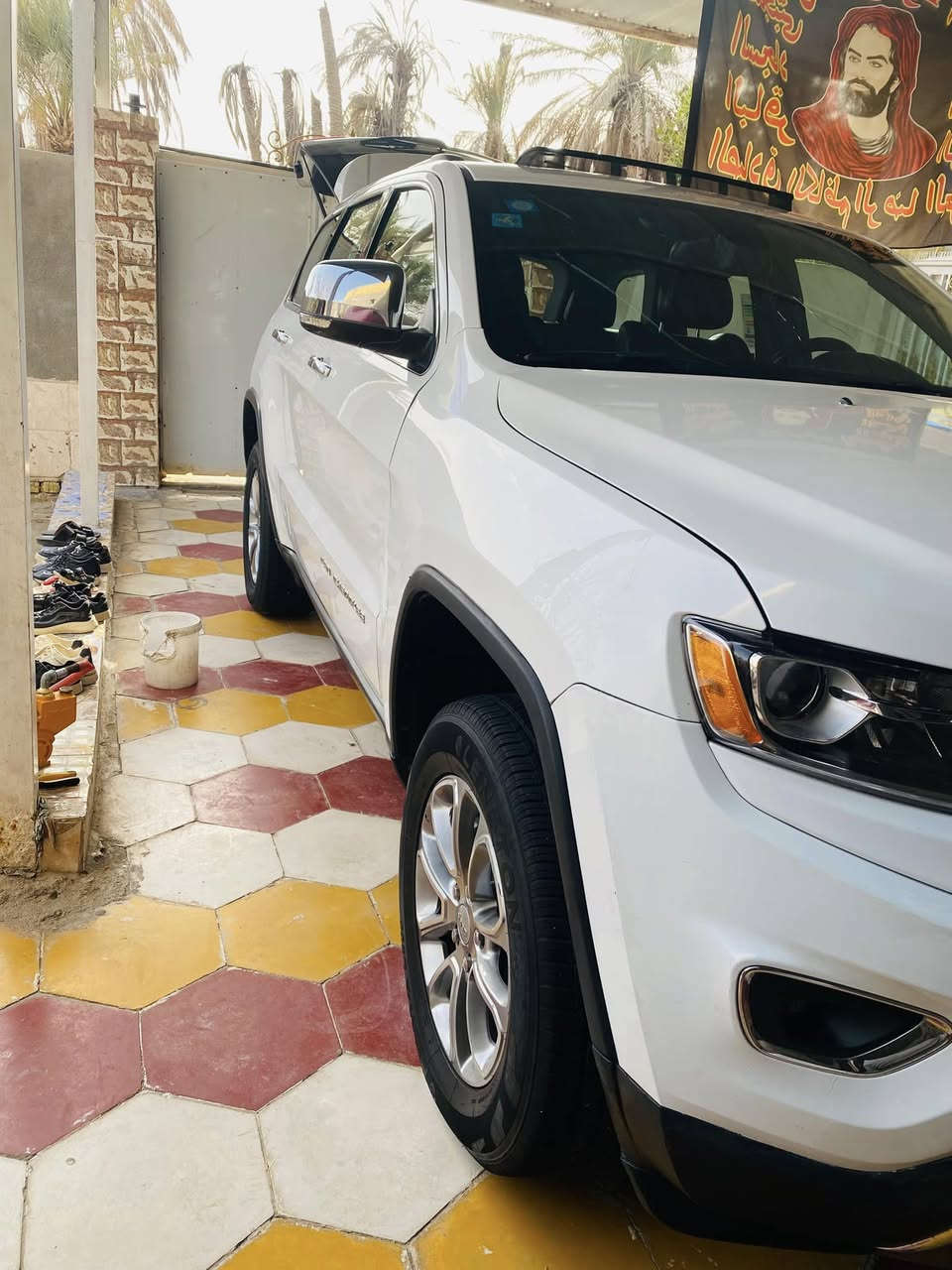 جيب م 15 وارد امريكي مواصفات لمتددً مزوعه للخير سياره جاهزه من كلشي ربع ما تصرف عليه من دوام للبيت رقم بغداد دولي تحويل ثاني يوم  حادثه 3 قطع مبدلات الوجه أصليات شرط إذا مو أصليات ترجع مكان ناصريه ستفسار ***********
