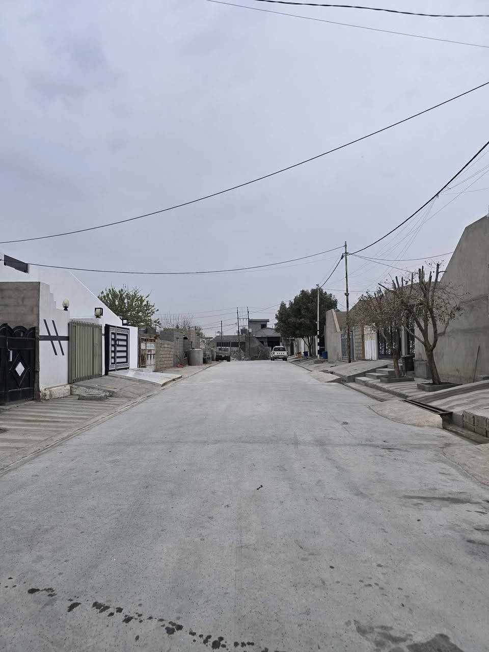 اعلان رقم (1857)📢📢📢
———————
قطعة ارض للبيع 
مساحة 115 متر 
 الموقع شورجة
خلف ديكورات كركوك
استفسار 
***********
***********￼
