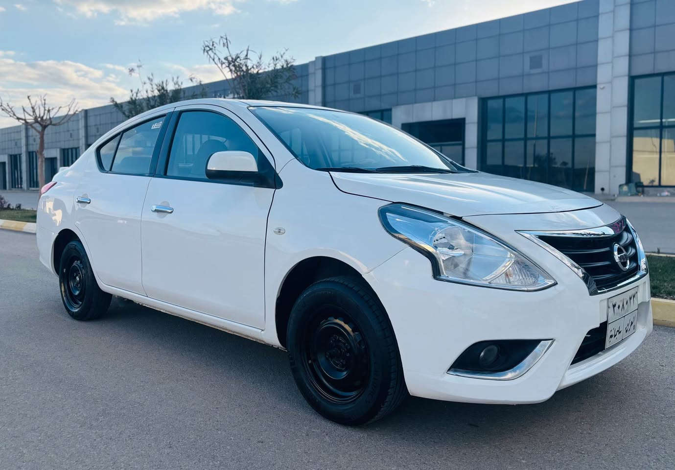 سەنی لاکشمیبای ٢٠١٩ دەبڵ گێچ دەسک نیکل ٦٠ هەزار ڕۆشتووە بە شەرت بەس بۆنیت بۆیاخ بێ ناوگرتن بێ ئێرباگ گێڕ ومەکینە و تەبرید بەشەرت 
سعر ٩٩$
*********** السليمانية, العراق
