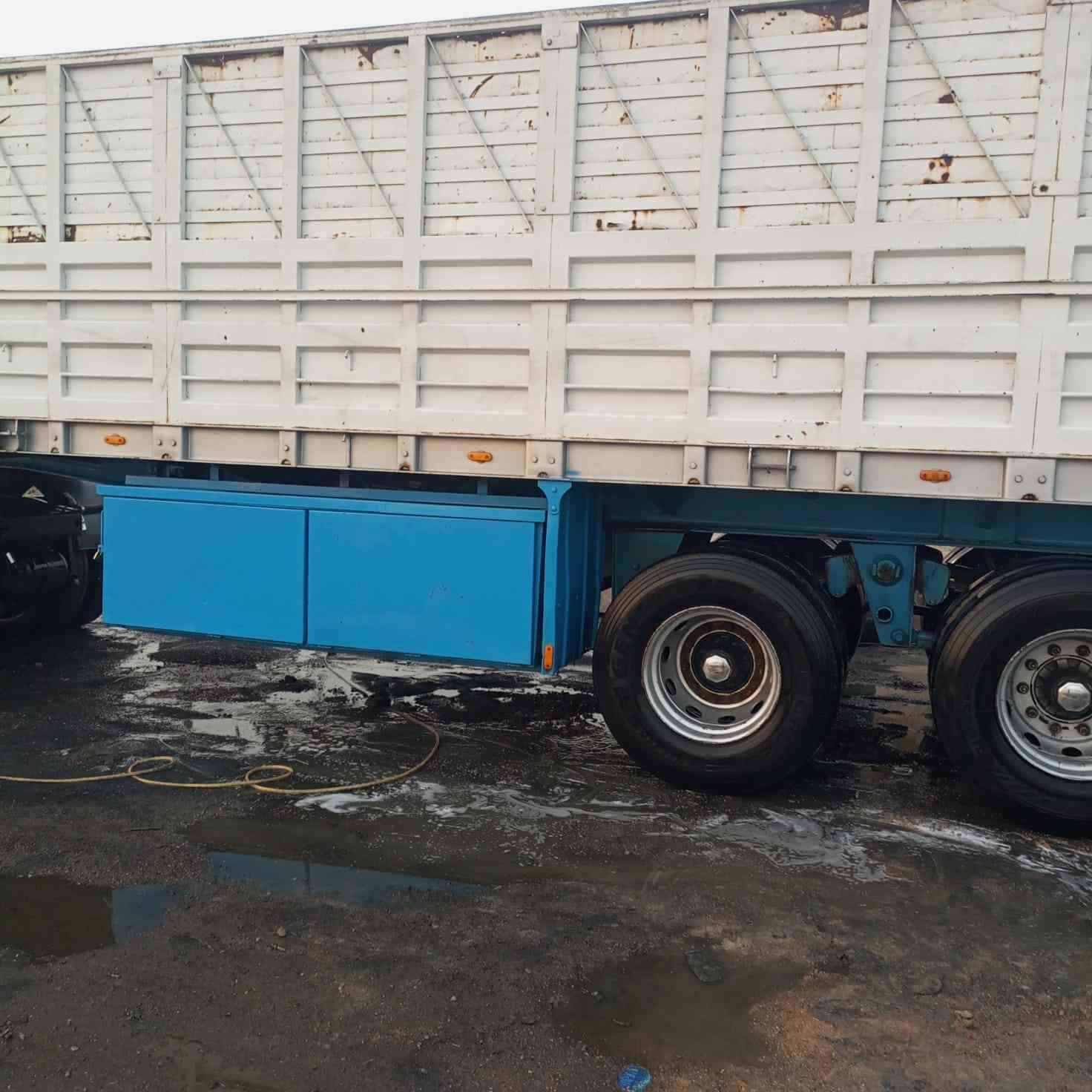 عربانه عمل شاصي ١٦ دناكير ١٤ المناي تخم تاير طوله ١٢ ونص ارتفاع ١٨٥
مكفول  اسعر ١٣٠ وبيه مجال *********** مكلف بالنشر
