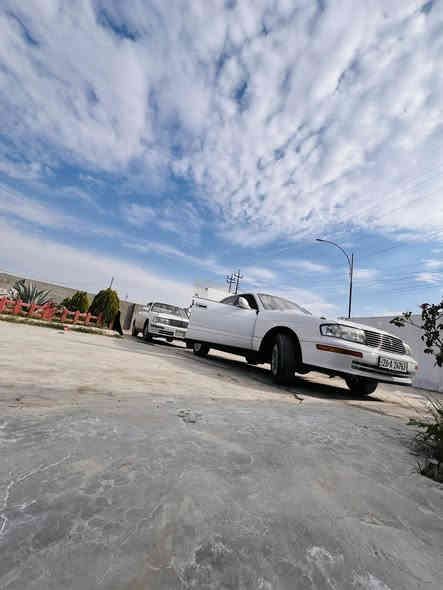 السلام عليكم سياره بطه للبيع موديل 1992 محرك كير2500  شرط صدر جديد تايرات جدد رقم دولي شرط التحويل بيها الجاملغ الامامي الايسر صبغ 
طالب عليها 63 وبيها مجال 
اتصال ***********
