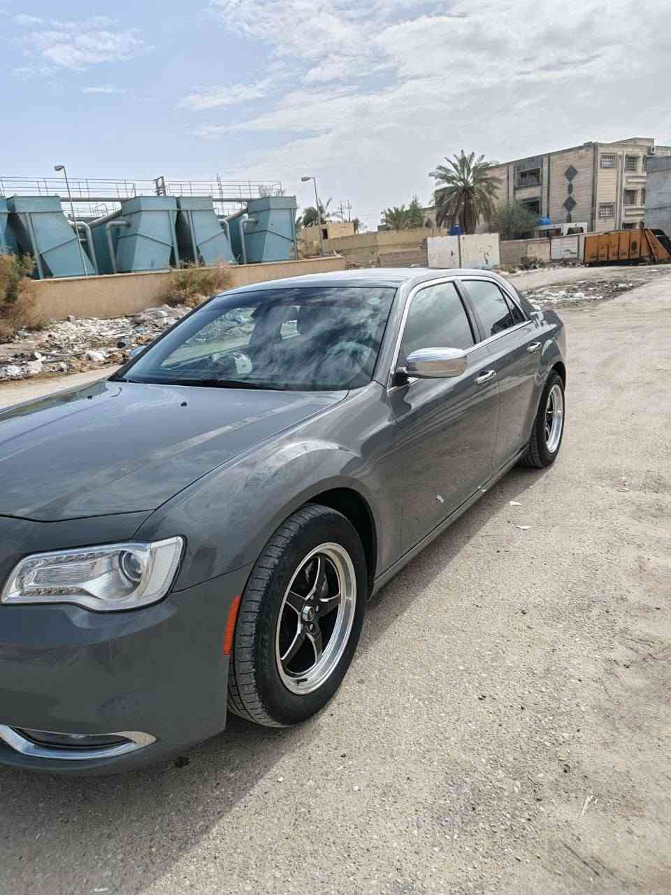 السلام عليكم سياره اوباما اللبيع موديل 19 اصل رقم سليمانيه سياره كفاله عامه وباقي التفاصيل تصل إلى هاذ الرقم *********** العنوان البصره المدينه
