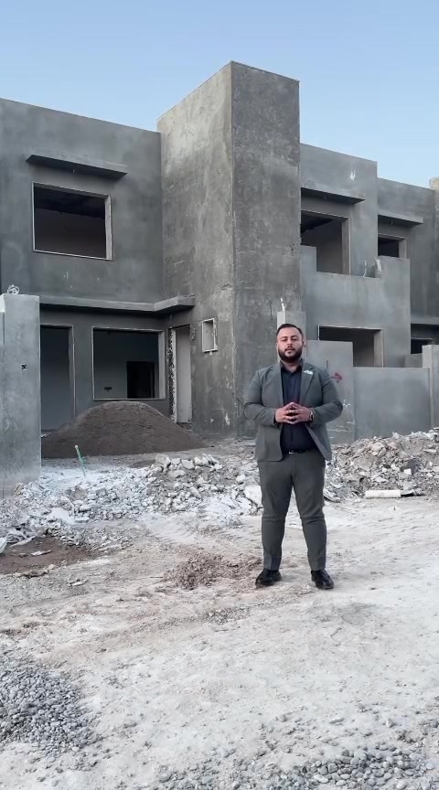 ➖ اعلان رقم ( 4270) ➖

تتوفر وحدة سكنية للبيع 

في حي النخيل - مجمع مدينتي السكني

🟩 حالة العقار: قيد الانجاز

🟩نوع العقار : فيلا Vip سمارت هوم

🟩 مساحة العقار: 250 م² 

🟩 نوع الخريطة: لاروزا

🟩 تاريخ الاستلام: سنة 2027

🟨 الأقساط كل ثلاثة أشهر (8,750) دولار امريكي من تاريخ 2024/4/1 إلى 2026/10/1

🟨الاقساط بعده  تسليم كل ثلاثة أشهر (4,500) دولار امريكي من تاريخ 2027/4/1 إلى 2031/10/1 

الدفعة الأخيرة (3,750) دولار امريكي بتاريخ 2032/1/1

➖يتم تسديد المتبقي من الاقساط السنوية بسعر الصرف المقرر من  البنك المركزي بواقع 1320 دينار عراقي لكل دولار امريكي 

__

🟩 للإستفسار :-

يمكنكم مراسلة الصفحة:

ونتشرف بزيارتكم #ALTUN_EMLAK

🕙 علماَ ان اوقات الدوام تبدأ من الساعة التاسعة صباحا وحتى السادسة مساءً

📍 كركوك - مجمع مدينتي السكني - حي الجامعة فيلا رقم 2 

📞 *********** - ***********

يتوفر  ( واتس اب   - فايبر - تليگرام )

__

🌐 ويمكنكم زيارة موقعنا الاكتروني:

www.AltunEmlak.com
