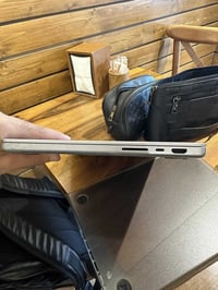 ماك بوك برو • كل الملحقات • مذكور بالباكيت