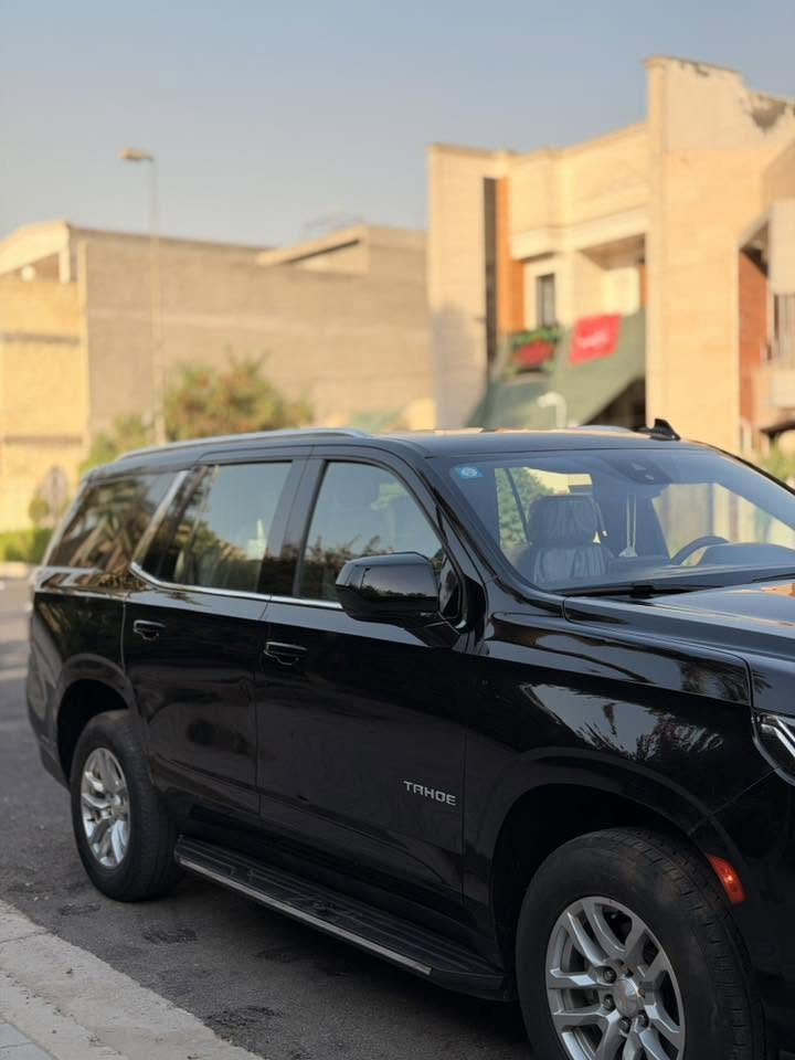السلام عليكم 
تاهو وكالة المنصور LS
موديل 2023 
ماشية 61 الف ميل
بصمة تشغيل 
تشغيل عن بعد
رادار امامي 
نقطة عمياء
تبريد منفصل 3 قطع
شاشة كبيرة
حساس امامي خلفي 
لد نهاري 
مكينه 8 سلندر 5300 بشرط على وضع الوكالة
السعر 425 وبيها مجال بسيط
بيها بارد بسيط جداً  
مكاني بغداد شارع فلسطين 
بسمي السيارة تحويل مباشر 
***********
