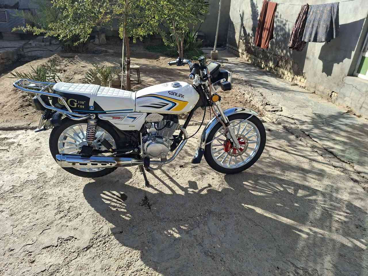 سلام عليكم  دراجه للبيع مديل 2025
بعدهه بل كارتون كله فول سعر ٩٠٠  مكاني واسط العزيزية شراي يتصل ***********
