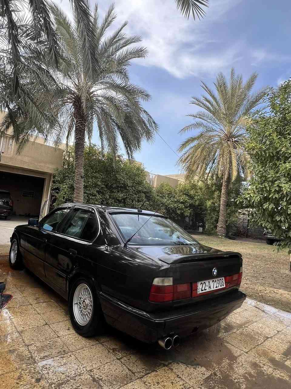 سلام عليكم
اخواني BM للبيع 
مكينه 525 كبس هيكل 20 
موديل 1990 
كير مكينه خير من الله 
اكسل جديد 3.23 يعني مكينه مرتاحه رون انسى 
ABS 
مسويلها ادامه كامله من بلكات مجاول حساس صالنصه دهن الكير فلتر كير نوزلات حتى فلتر مكينه كله جديد فلتر بانزين 
بيها شاشه ودركه جديدات 
راديتر جديد انسى الحماوه 
تبريد شغال ثلج خير من الله 
لايت منظومه زنون ماشاءالله 
ويل مشبك جديد شرط الاصلي 
بيها نواقص شغلات بسيطه شراي ميختلف عليها يتصل عليه وافهمه 
سعرها 62 وبيها مجال للشراي وعليها غرامات مليون ينزل من سعرها واني بالخدمه 
هذا رقمي *********** اتصال 
واتساب
