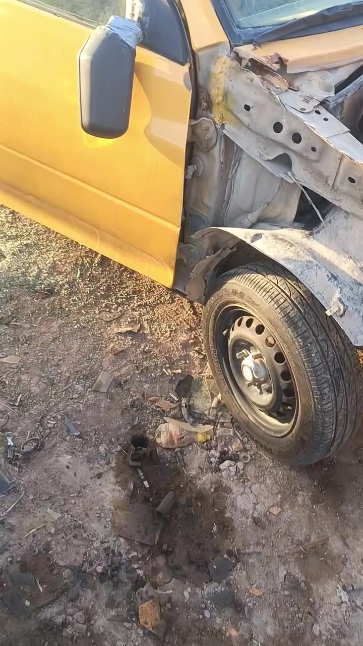 يالله سلام عليكم من رخصت الادمن تفصيخ تفصيخ سايبا كله جديد سياره غراضه نضيفه  كلش شتحتاج اتصل وتدلل ***********
