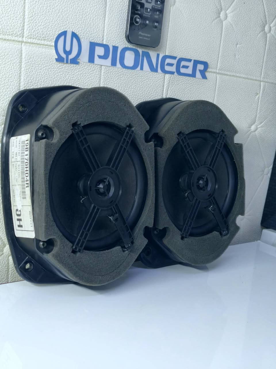 سماعات سيارة بيضوي بالة بلادي صوت والنظافة موظحة . سعر 25  متوفر توصيل
ملاحظة القياس موضح بالصور .


**إذا كنت صاحب هذا الإعلان وتريد حذفه لأي سبب، رجاءا أرسل رسالة إلى الدعم الفني**