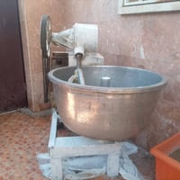 فرن اصلي مشعلين مع عجانه سلستيل لبيع مكاني الكريعات 07728667011
