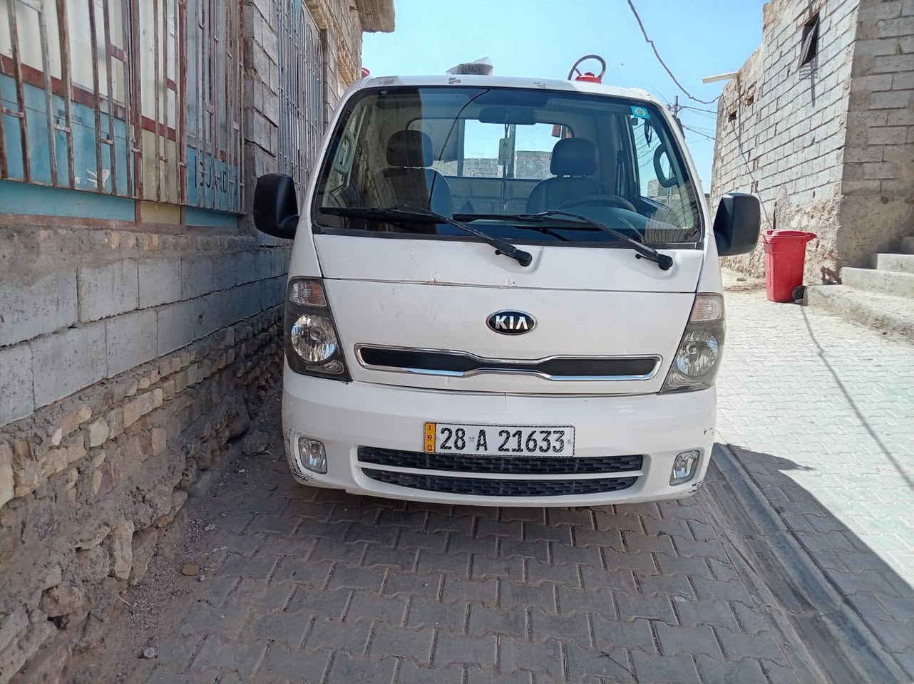 السلام عليكم سياره للبيع كيه نثيه حمل موديل 2016للبيع مع وكالة غاز و50قنينه ***********
