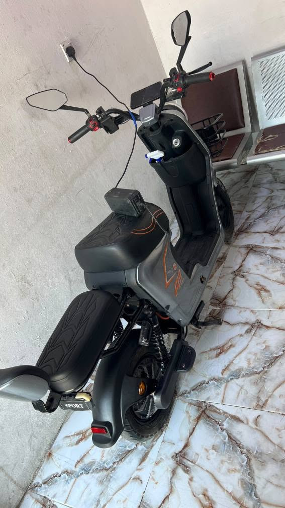 سلام عليكم درجه شحن R9) مابدال بيها شي نضيفه فحص شوف ضروف عندي أريد بيع سعر 375 بيها مجال
تواصل واتساب
*********** البصرة, العراق

