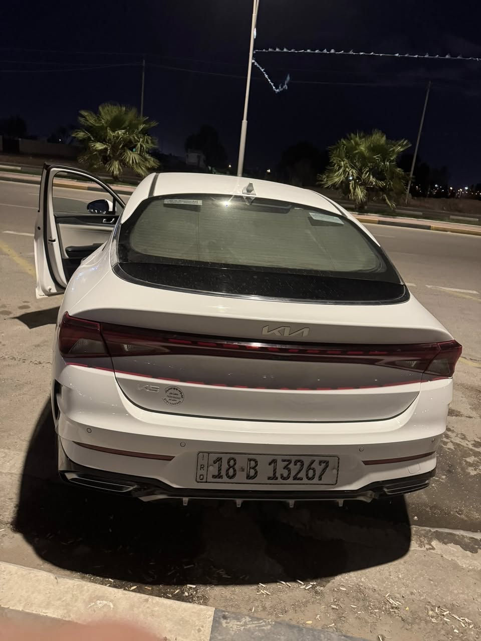 السلام عليكم 
كي فايف للبيع موديل 2023السياره جديده بحاله الوكاله عدا الرصعه الي بلباب ناشرها االسياره وارد خليجي ماشيه 37 الف رقمها بابل سنويتها ب اسمي عنواني البصره الزبير رقمي ***********
