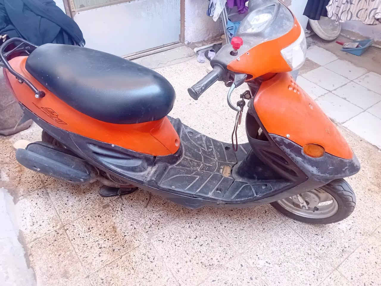 دراجه للبيع ٩ زروف مكان الدراجه ميسان 
السعر ٢٥٠ الاتصال *********** مكلف بلنشر
