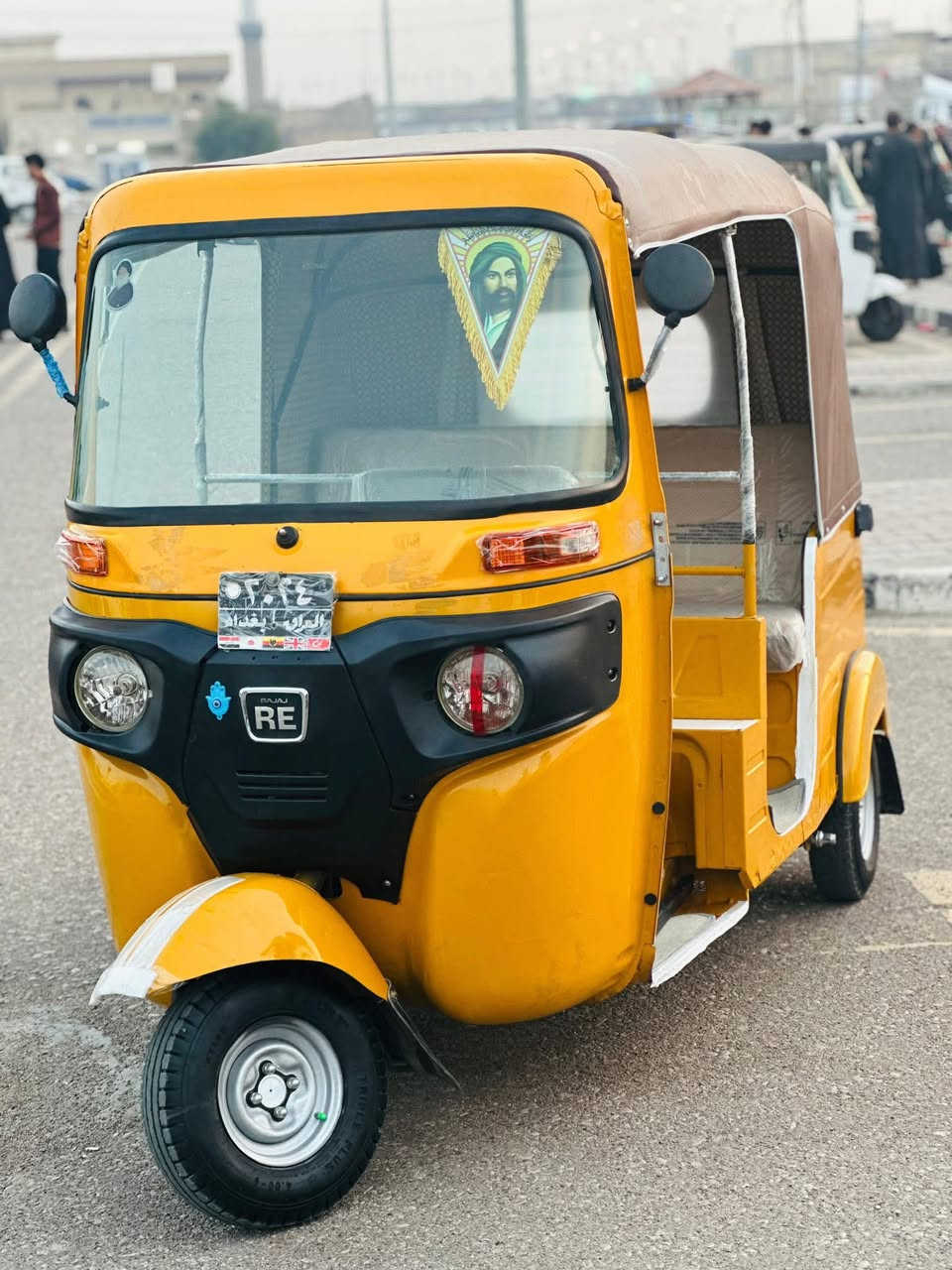 تكتك لبيع مديل 2020اوراق عماره تكتك حلو شوفت لعين مكينه مفتوحه سعر 6ملاين وبيه مجال رقم لهاتف /***********/مكان بصره
