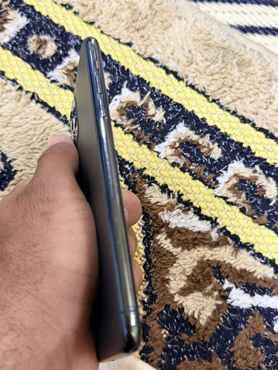 سلام عليكم موبايل iPhone 11 للبيع  ￼￼ الذاكرة 256  ￼ البطارية مبدل البطارية 100 ￼ *********** 
￼٣٧٥
