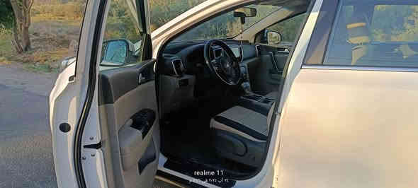 سبورتج خليجي 18
محرك 2000
ماشيه 123
بدون حادث ولا صبغ 
بكلايت لدات 
يدات نيكيل 
حساس امامي خلفي 
تحكم ستيرن جهتين
تبريد شاشه مناخين
تبريد قطعتين
مري شفط 
بابل مكان لسياره
 لتواصل ***********
