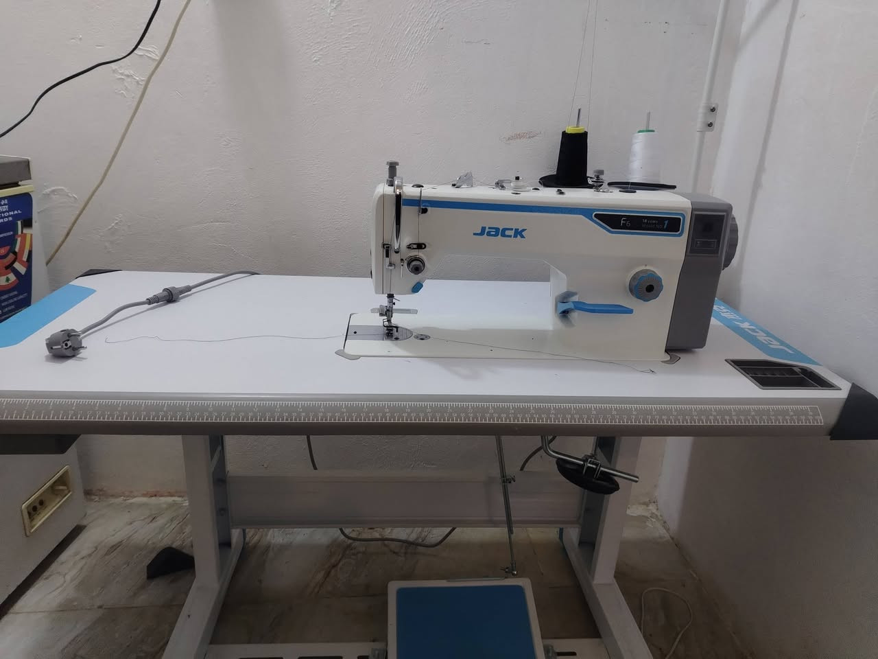 مكينه f6اصدار جديد مكينه مستعمله صار ١٠ ايام فقط استعمال قليل كلش  رقم وتساب او خط ***********
