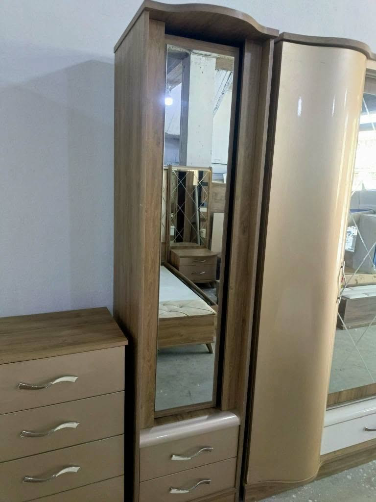 غرفه نوم تركي نظيفه 10 قطع سعر 850 شاري يخابر رقم *********** كركوك, العراق
