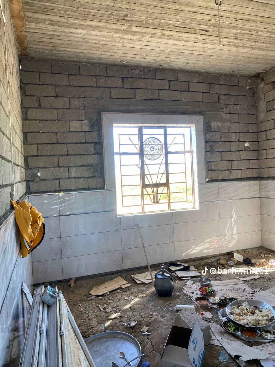 سلام عليكم
عندي كادر خلفات
اسلمك بيت جاهز لبخ وسيراميك
شقل هندسي مظبوط
وتساب ***********
