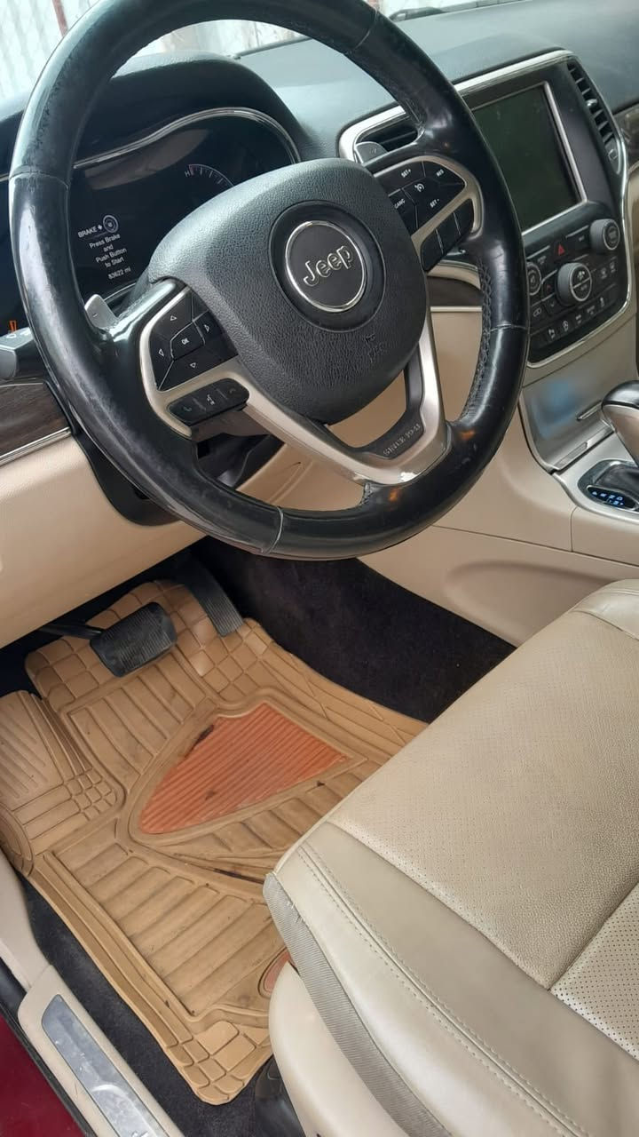 السلام عليكم جيب 2017 مكفولة بس الدعامية الامامية صبغ السعر 270 للاستفسار ***********
