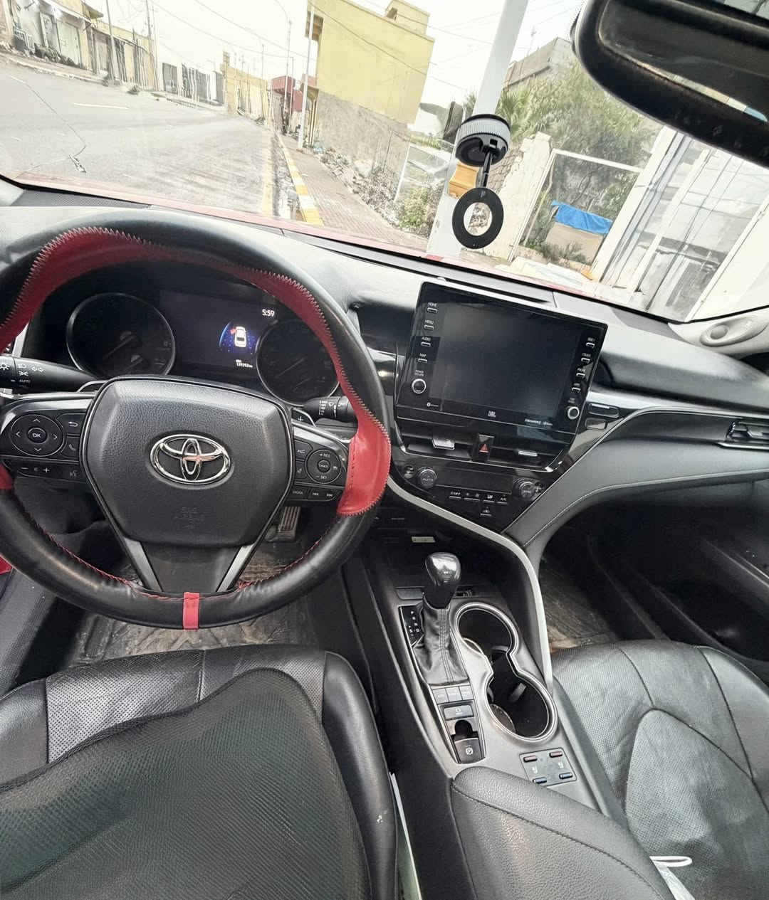 كامري موديل 2022 XSE
السيارة فول جميع المواصفات بيهه
ضرر تبديل صندوق وتعديل بارد بالبنيد بدون دواخل
ماشية 84 الف گير ومحرك شرط 
السعر 205. بيهه مجال بسيط 
البيع نقد فقط 
مكان السيارة صلاح الين ناحية الزوية
***********
