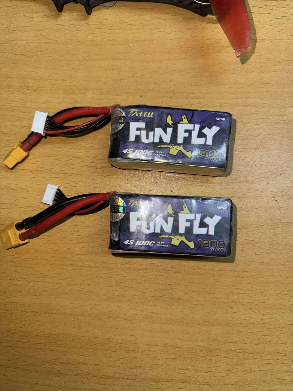 FPV
درون 5 انج + جويستك + بطاريات عدد 2 + شاحنة بطاريات


**إذا كنت صاحب هذا الإعلان وتريد حذفه لأي سبب، رجاءا أرسل رسالة إلى الدعم الفني**