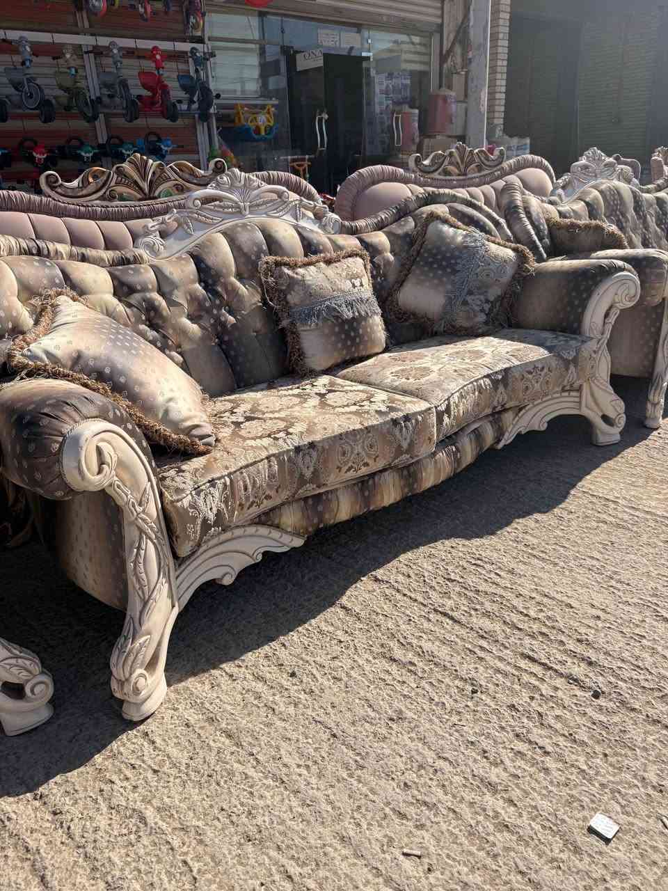 اللهم صل على محمد وال محمد اتخامه تركية السعر 750 الف سعر نهائي تعال اختارلك واحد مستخدم شي قليل العنوان العزيزية شارع الخليج مقابل مرطبات زهرة الخليج معرض ضياء 
*********** الصويرة, واسط
