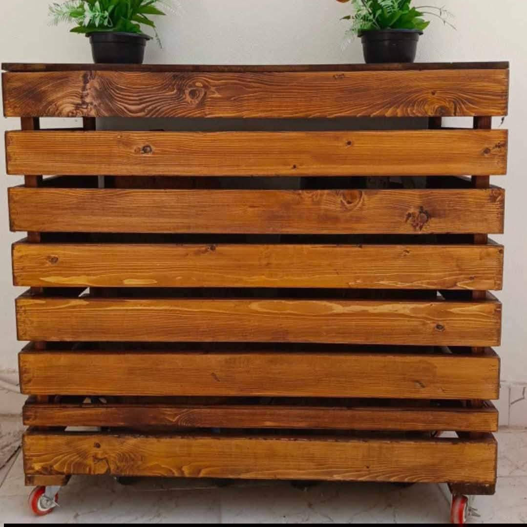 ✨غطاء قنينة الغاز ضيفي لمسه خاصه الناقة منزلج ✨

لا تُخفِي قنينة الغاز المزعجة فحسب، بل تُضفي لمسة أناقة وفخامة إلى ديكور منزلك! 🏡 

♦️نشتغل حسب طلبك بالقياس إلى يعجبك ♦️

✅ **غطاء خشبي طبيعي** متين ومصمم بإتقان لإخفاء الشكل المزعج وتحويله إلى قطعة ديكور جذابة.  
✅  تصميم سهل الفتح والإغلاق.  

✳️ **ليش تشتريه؟**  
- يخفي القنينة ويحافظ على جمال مساحتك.  
- مناسب للاستخدام الداخلي والخارجي (مطابخ، حدائق، شوايات).  
- صناعة يدوية من خشب عالي الجودة مقاوم للعوامل الخارجية.  

🎁 **لا تفوت الفرصة!** غير شكل مطبخك أو حديقتك بأقل تكلفة وأكبر فائدة. 

السعر 🔥🔥🔥

📍 **الوصول إلينا سهل!**  
🏢 العنوان: **ذي قار، قضاء النصر**  
 

🚚 توصيل سريع لجميع المحافظات!  
🎉 **#ديكور_مبتكر** **#أمان_وعملي** **#غطاء_قناني_غاز_أنيق**  

**مرسلتنا خاص 💌 ولا تتردد بالتواصل!**  
⬇️⬇️ تعالوا نشوفكم أو اطلبوا من البيت! ⬇️⬇️


**إذا كنت صاحب هذا الإعلان وتريد حذفه لأي سبب، رجاءا أرسل رسالة إلى الدعم الفني**