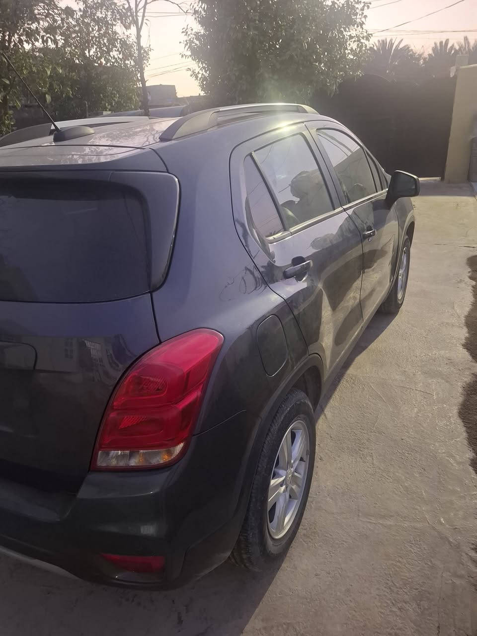 شوفر تراكس موديل٢٢ باسني سليمتنيه ماشيه٣٩ ضرر شبر بالبالبنيد طعسه بسيطه بحافة البنيد لون زيتوني كلش نضيفه  فول عدا الفتحه 
معروضه ب١٤٠ ورقه بيه مجال بسيط تحويل ثاني يوم مكاني ديالى


**إذا كنت صاحب هذا الإعلان وتريد حذفه لأي سبب، رجاءا أرسل رسالة إلى الدعم الفني**